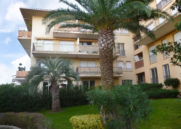 Eden Parc-4 By Interhome * Saint-Tropez