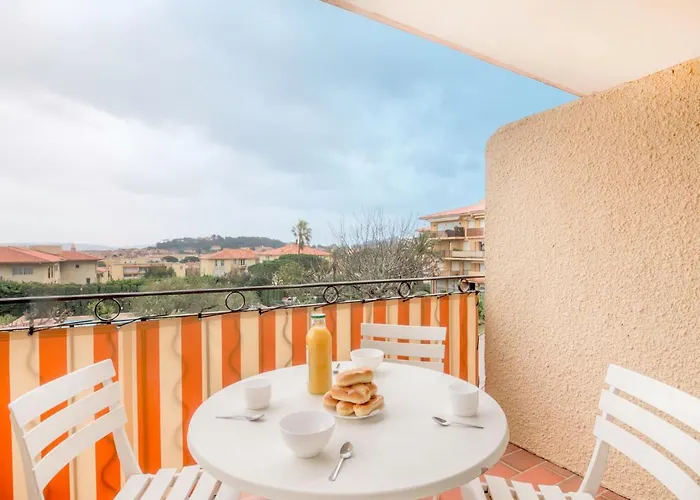 Eden Parc-4 By Interhome *