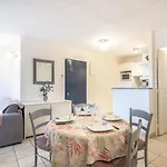 Eden Parc-4 By Interhome Daire Saint-Tropez
