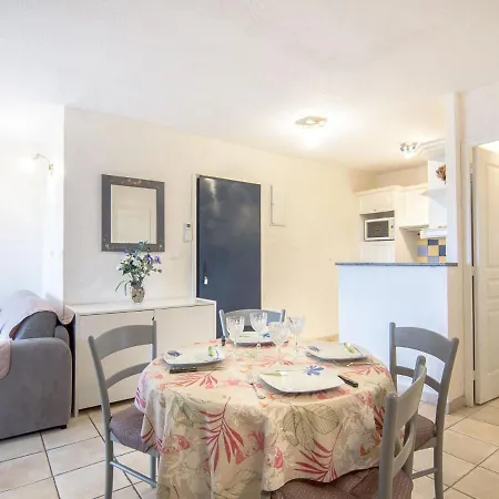 Eden Parc-4 By Interhome 公寓 圣特罗佩