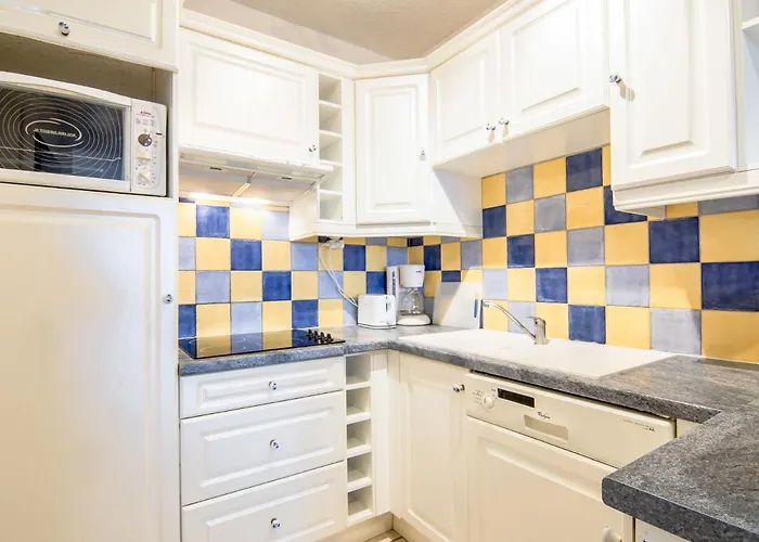 Apartment Eden Parc-4 By Interhome Apartment Saint-Tropez